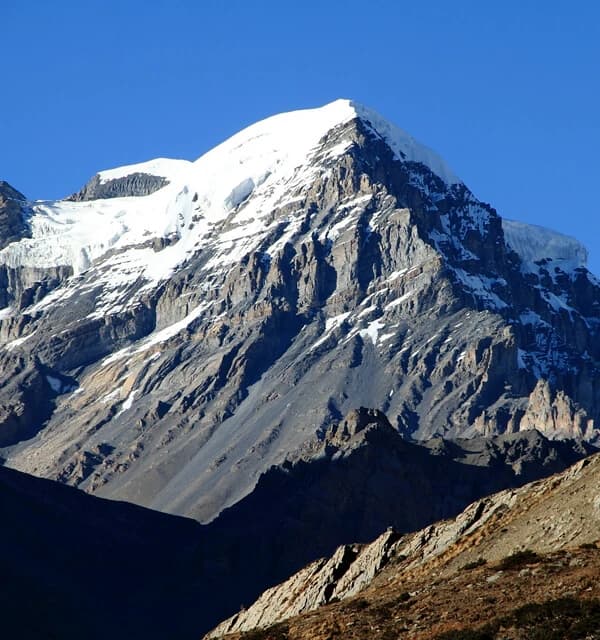 Chulu West Peak in Annapurna