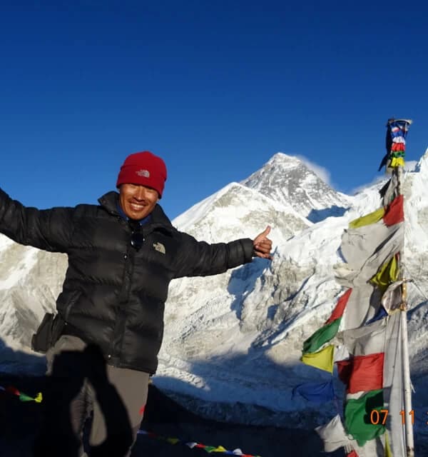 Hike to Kalapatthar frm Gorakshep