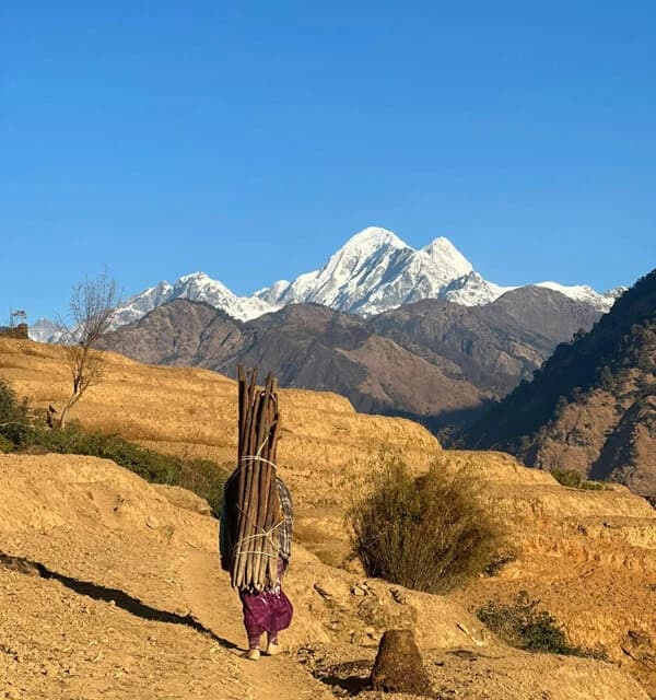 Boudha Himal from lower manaslu